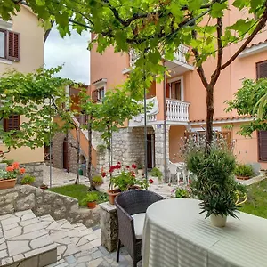 Biserka Apartment Mali Lošinj